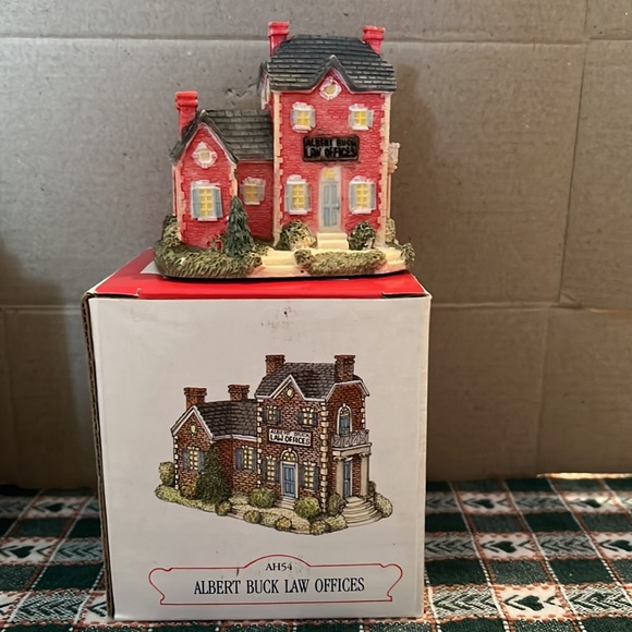 NWT Liberty Falls Collection Village lot 3 - Picture 4 of 6